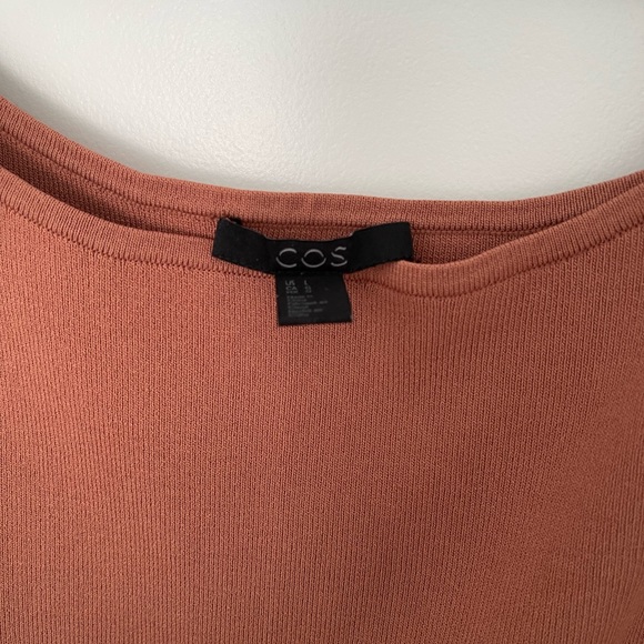 Beautiful COS Knitted Off-ShoulderTube Dress - Picture 8 of 8